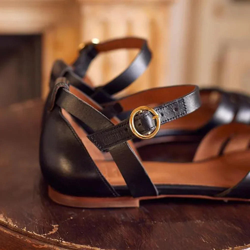 STRAPPY FLAT SANDALS