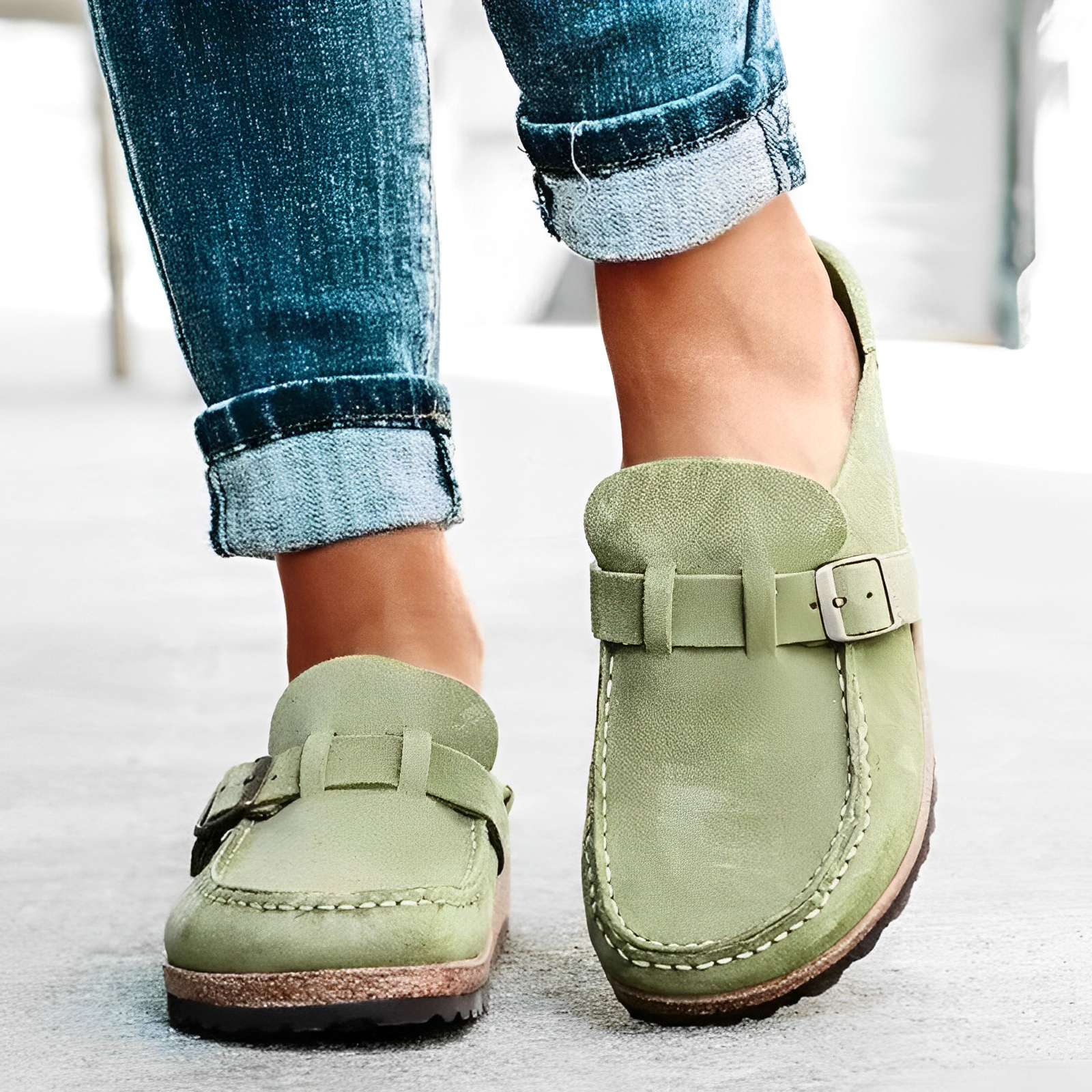 Luz - Suede Moccasin Sandal
