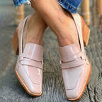 MOCASSINS WITH WIDE HEEL SHINY