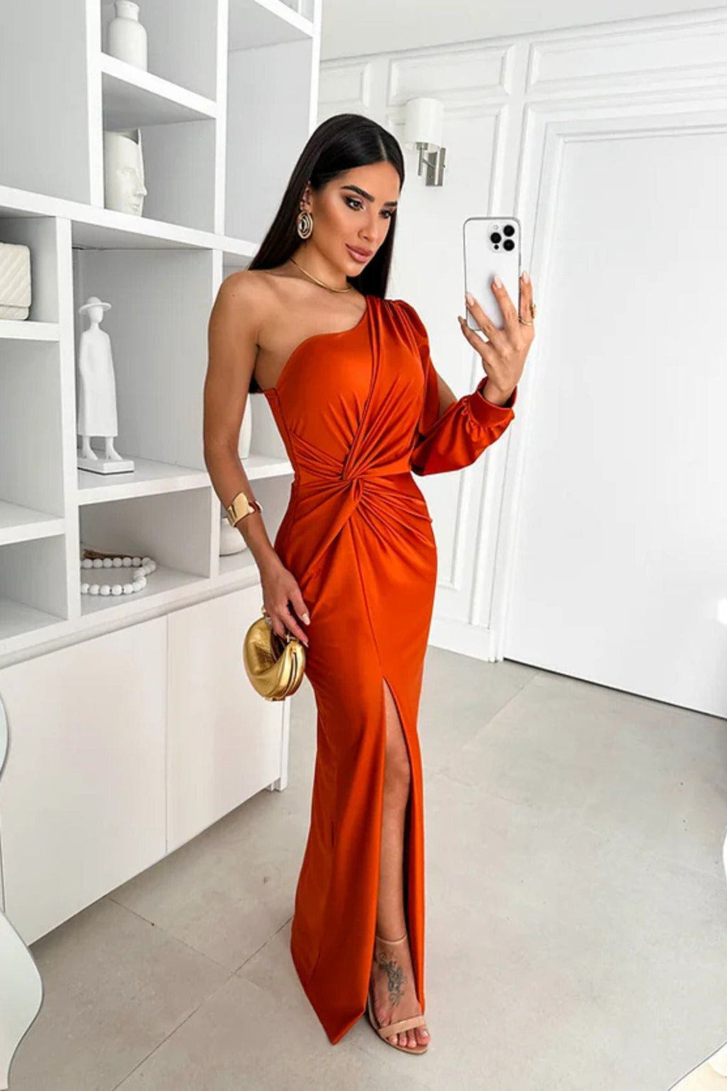 Amelia - Slim Fit Evening Dress