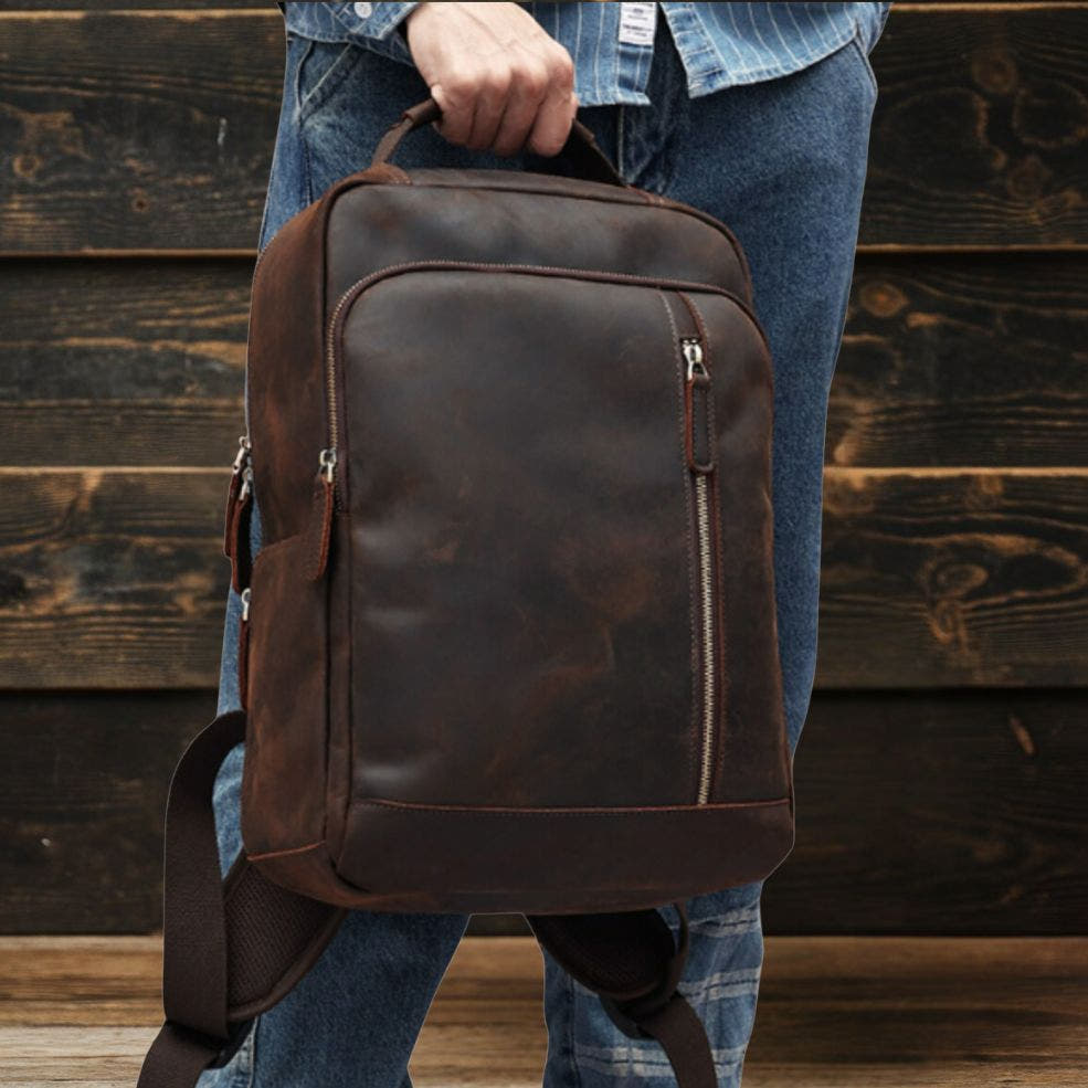 Harold - Spacious Backpack