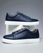 Chase - Classic Vegan Sneakers