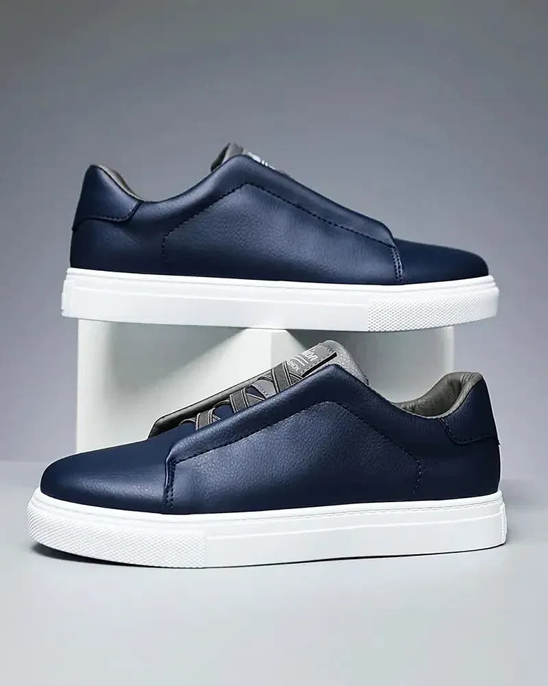 Chase - Classic Vegan Sneakers