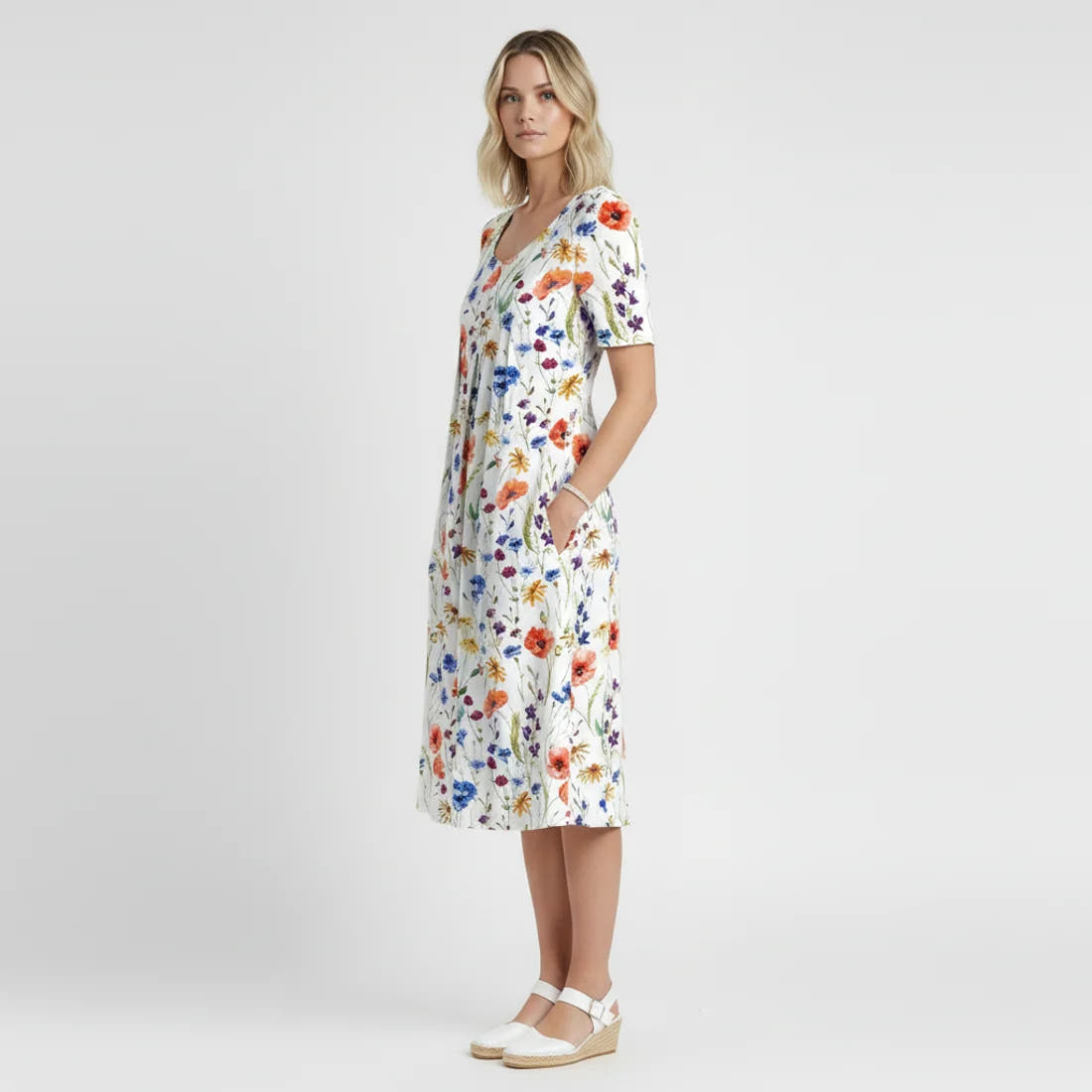 Women’s Elegant Dress for Warm Days