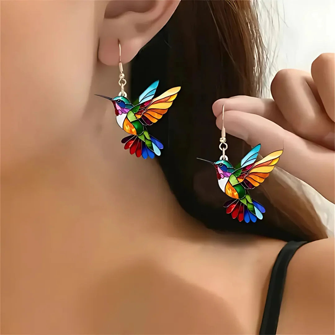 Ashlee | Hummingbird Necklace for Women with Vibrant Detail
