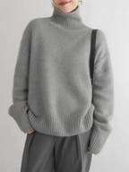 Danna Luxe Cashmere Turtleneck Sweater