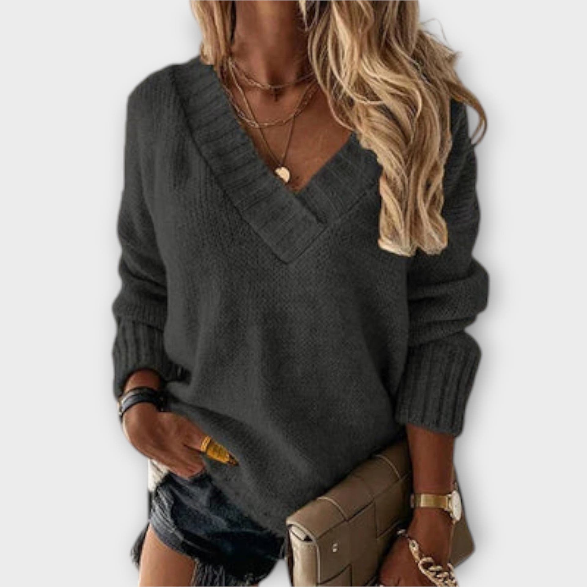 Hannah sweater with v-neck and cozy warmth