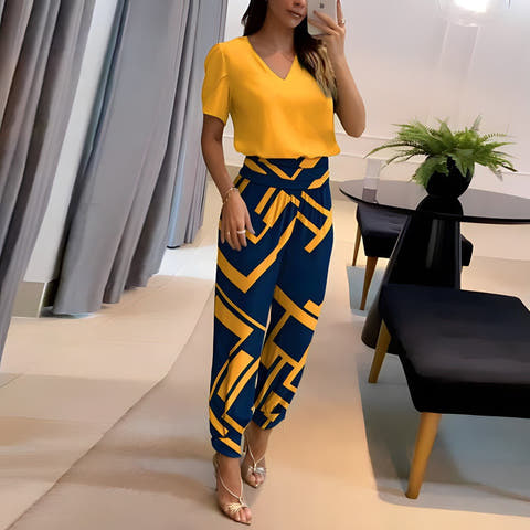 Daphne - Stylish and Fashion-Forward Outfit