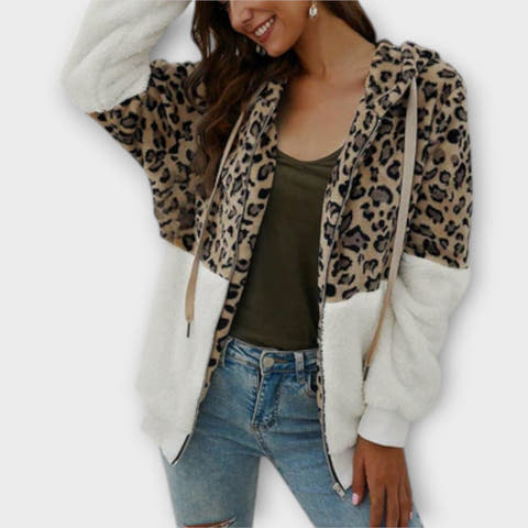 Maya Fleece Hoodie with Leopard Print Comfort
