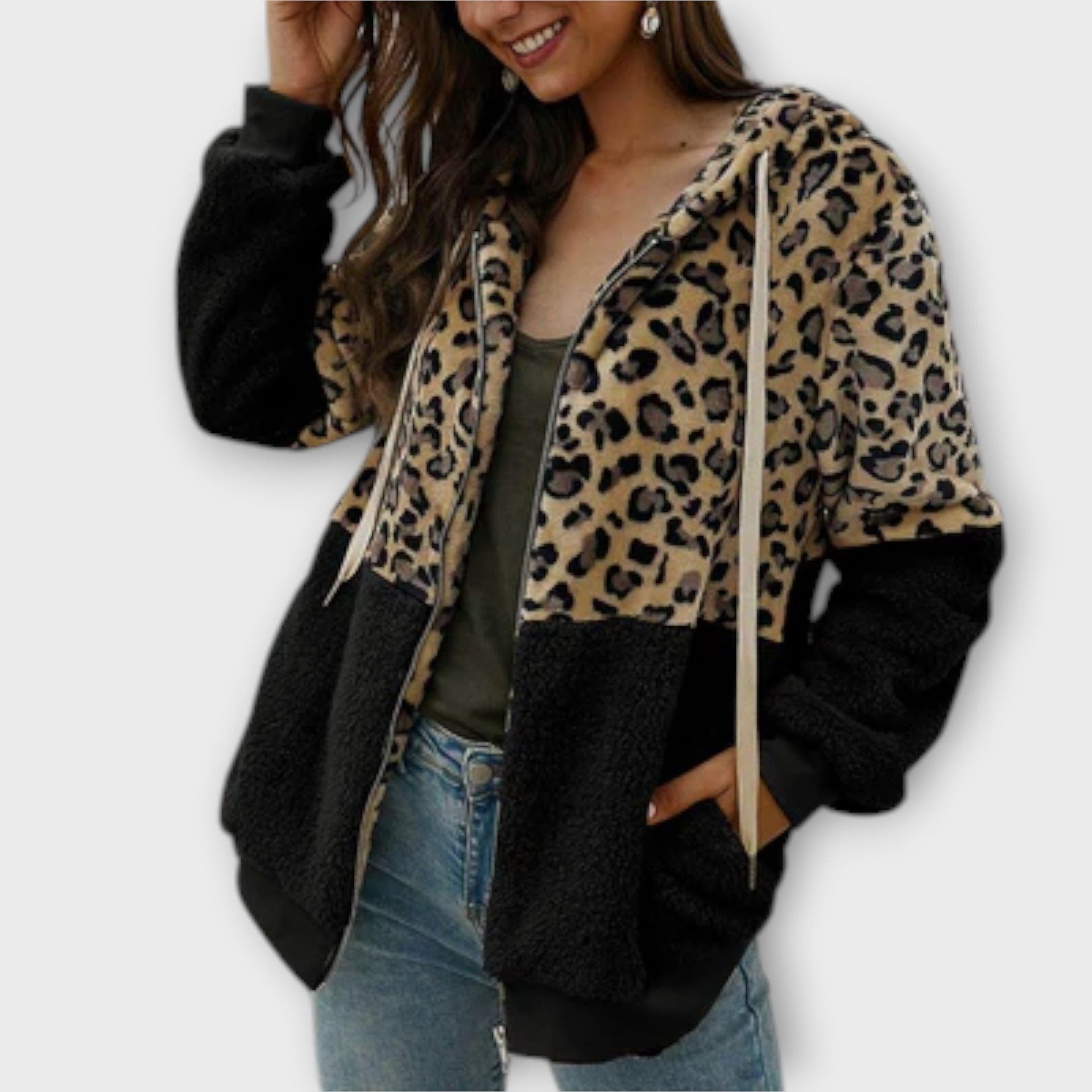 Maya Fleece Hoodie with Leopard Print Comfort
