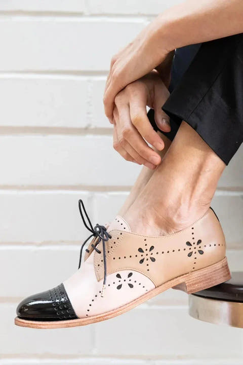 TWO-TONE OXFORD SHOES