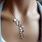 Kendall | Vintage Silver Flower Necklace for Women for Classic Charm